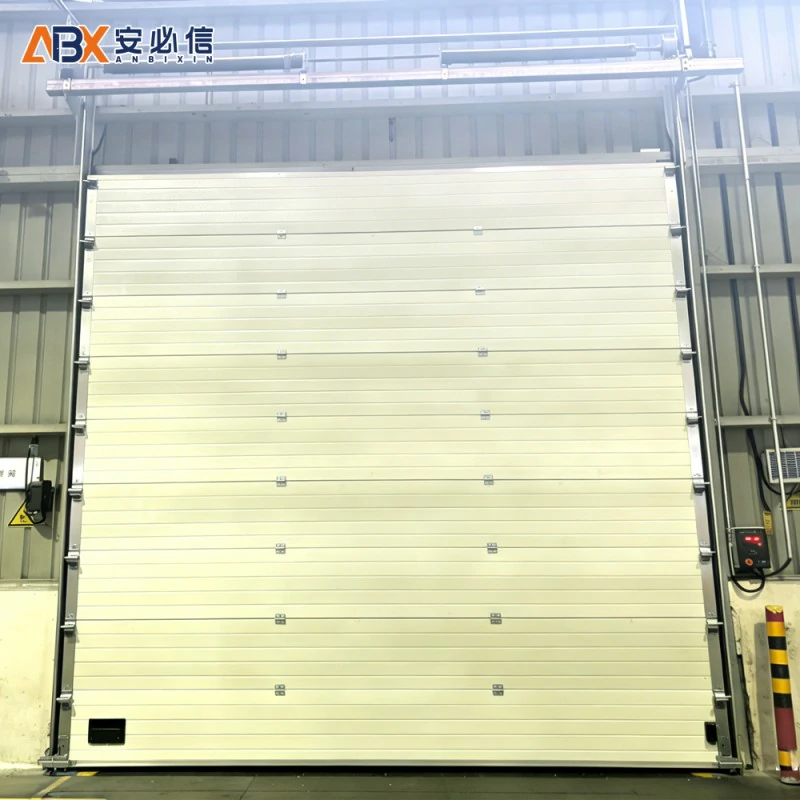 九江保温滑升门